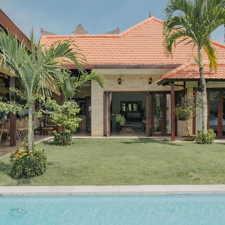 Tropical Villa Asmara 乌鲁瓦图 外观 照片